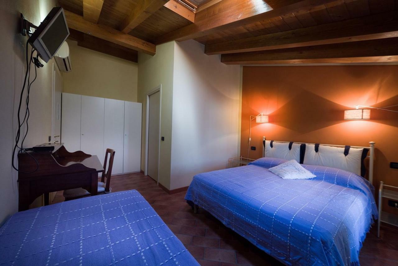Rifugio San Lorenzo Bed & Breakfast Порто Мантовано Екстериор снимка